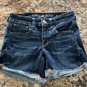 American Eagle Juniors Blue Jean Shorts Size 2